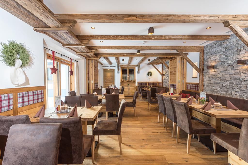 Pension Restaurant Dorfalm Leogang Exterior photo