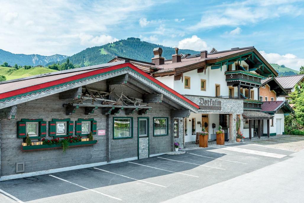 Pension Restaurant Dorfalm Leogang Exterior photo